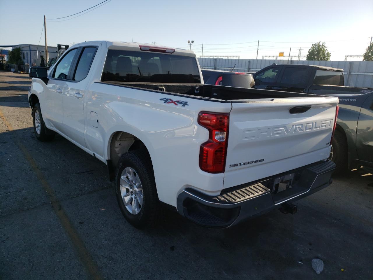 Photo 3 from auction – 2020 CHEVROLET SILVERADO with VIN 1GCRYDED4LZ235696