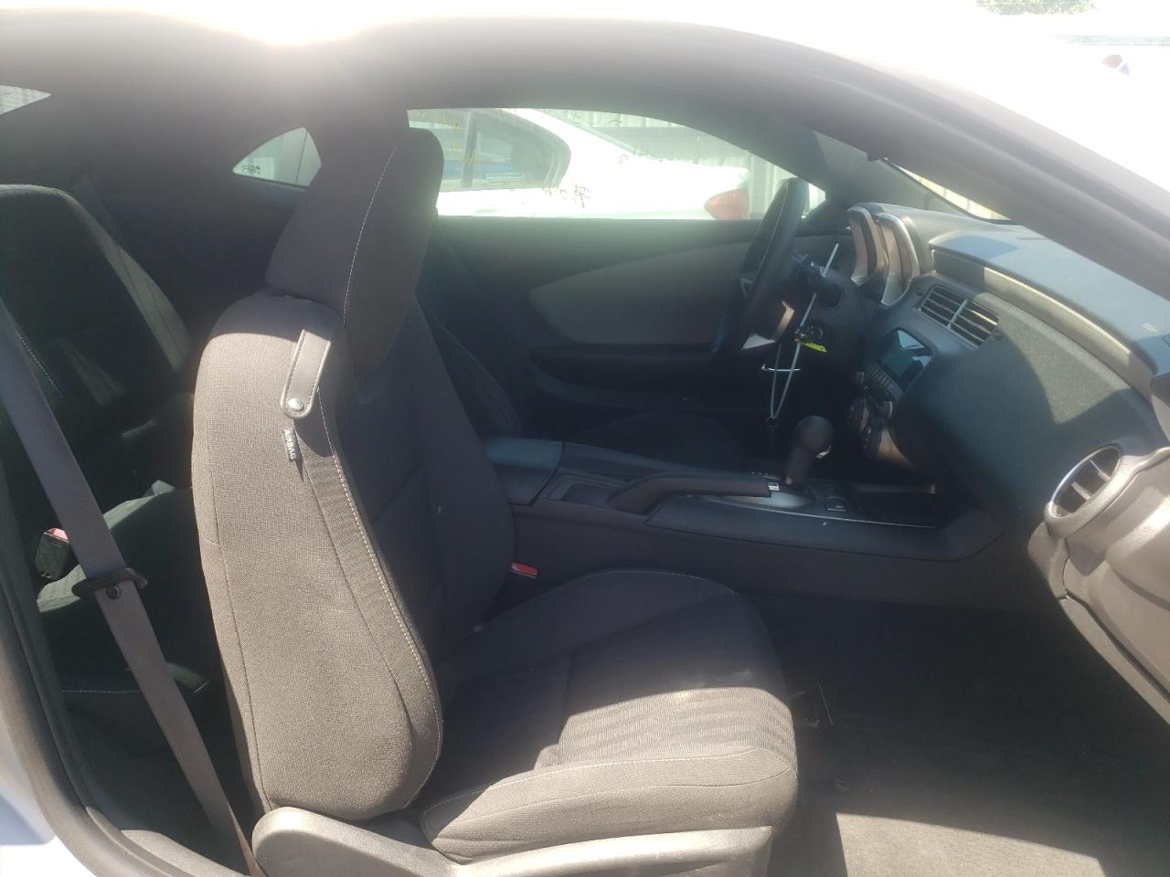 Photo 5 from auction – 2010 CHEVROLET CAMARO LS with VIN 2G1FA1EVXA9149288