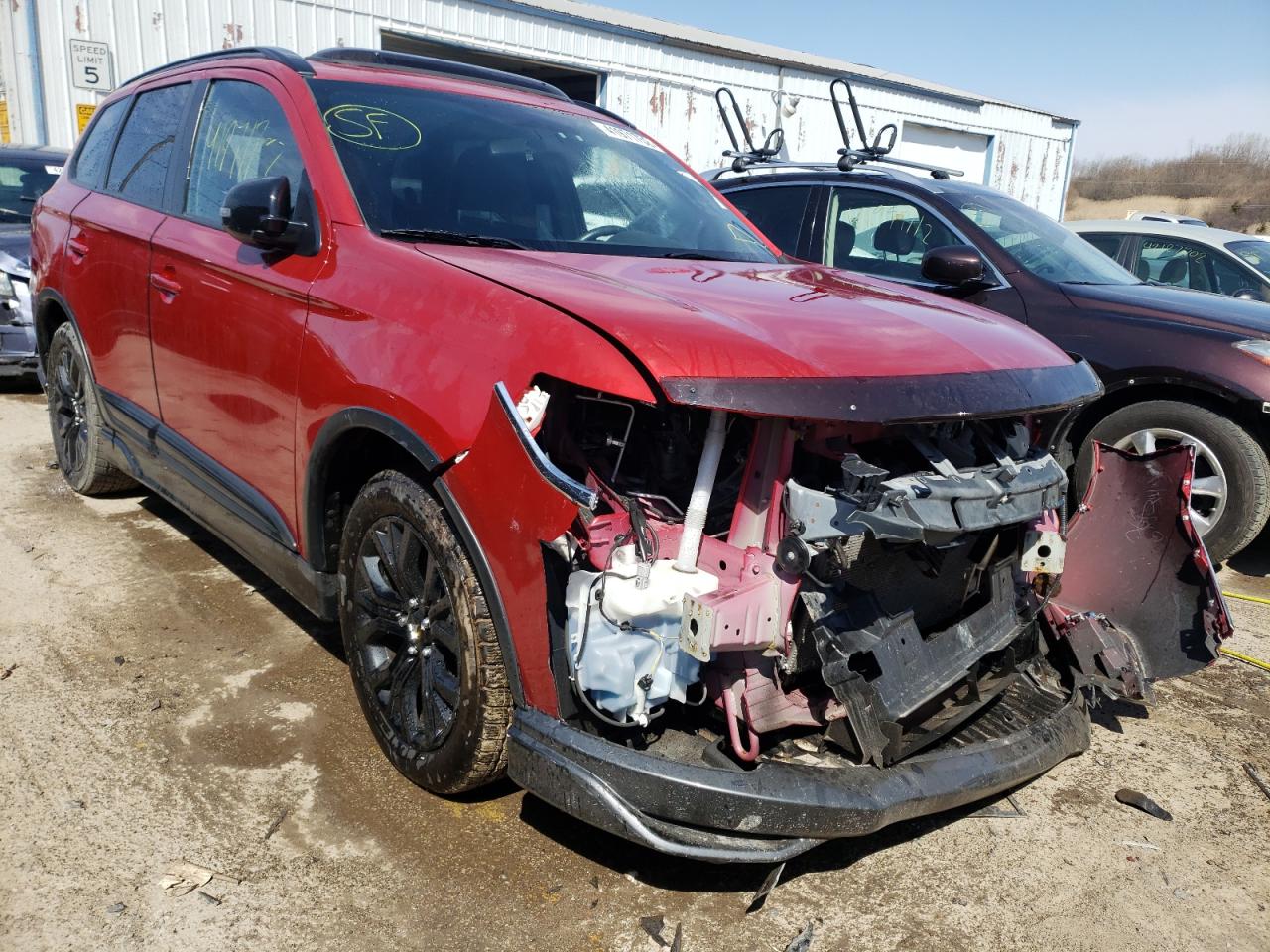 MITSUBISHI OUTLANDER 2018 with VIN JA4AD3A30JZ027225 - Photo from auction