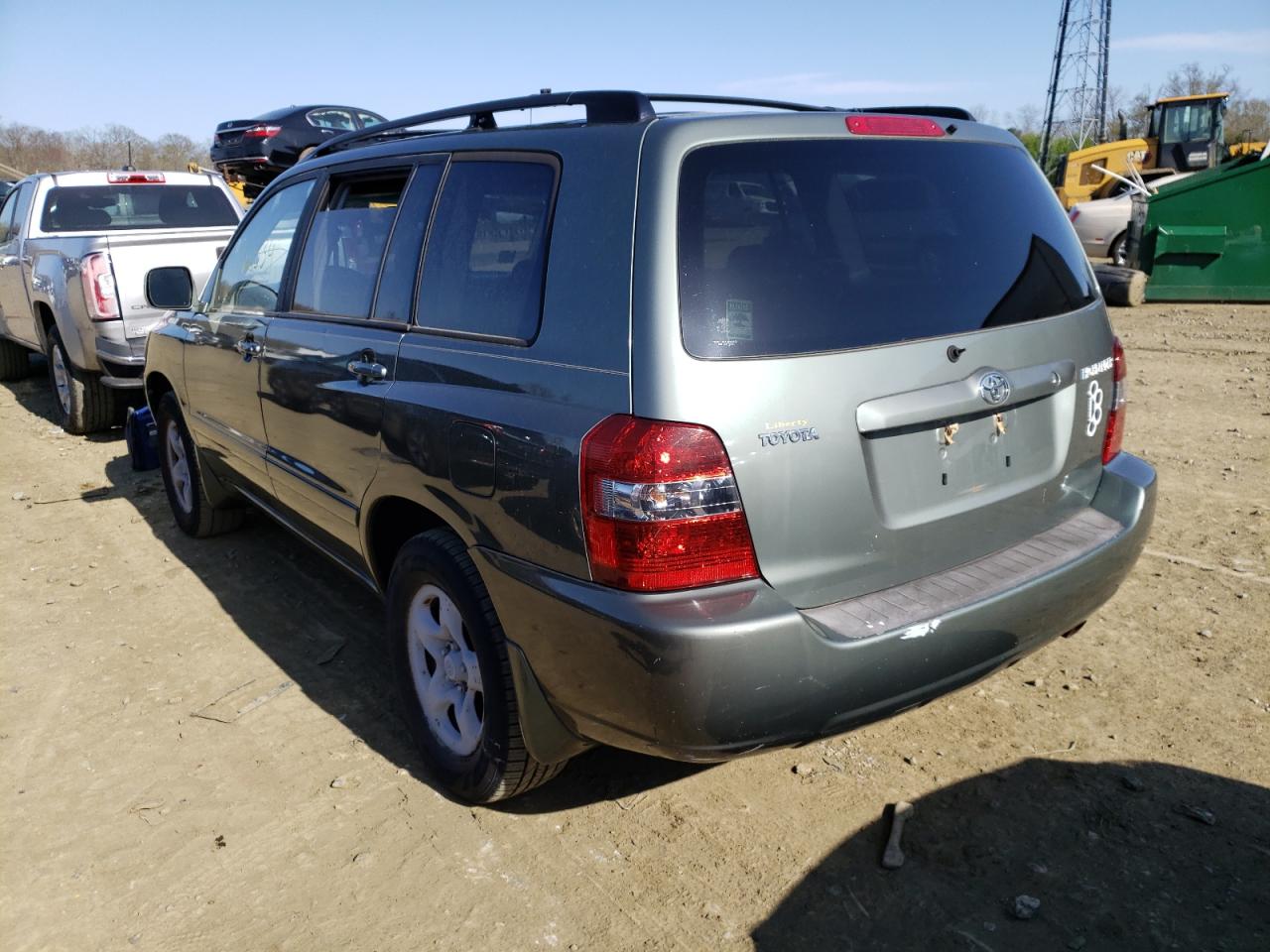 Photo 3 from auction – 2004 TOYOTA HIGHLANDER with VIN JTEGD21A040097367