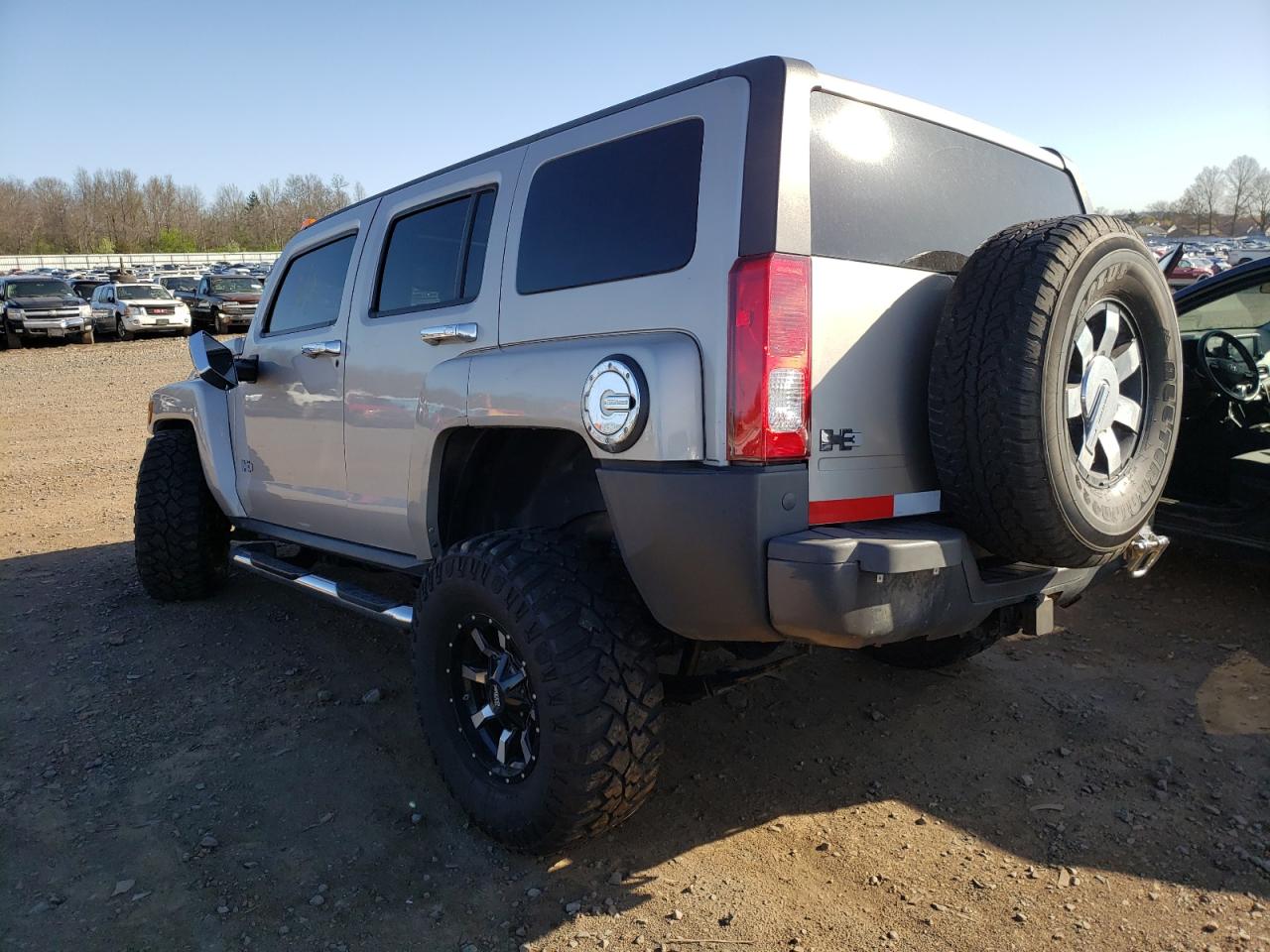Photo 3 from auction – 2006 HUMMER H3 with VIN 5GTDN136868316077