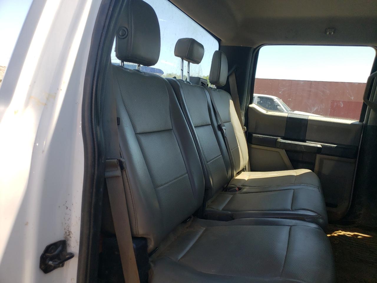 Photo 6 from auction – 2017 FORD F350 SUPER with VIN 1FD8W3GT4HEC77229