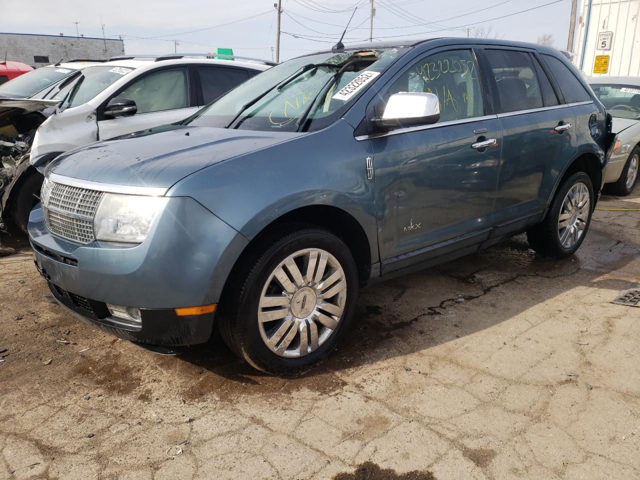 Photo 2 from auction – 2010 LINCOLN MKX with VIN 2LMDJ8JC1ABJ05863