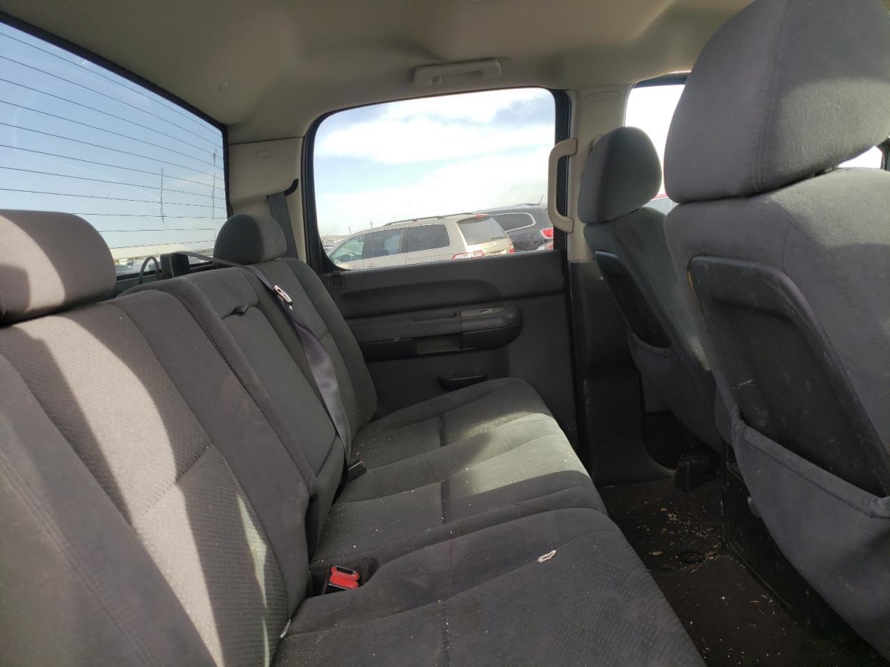Photo 6 from auction – 2008 CHEVROLET 3500 with VIN 1GCHK23648F200512