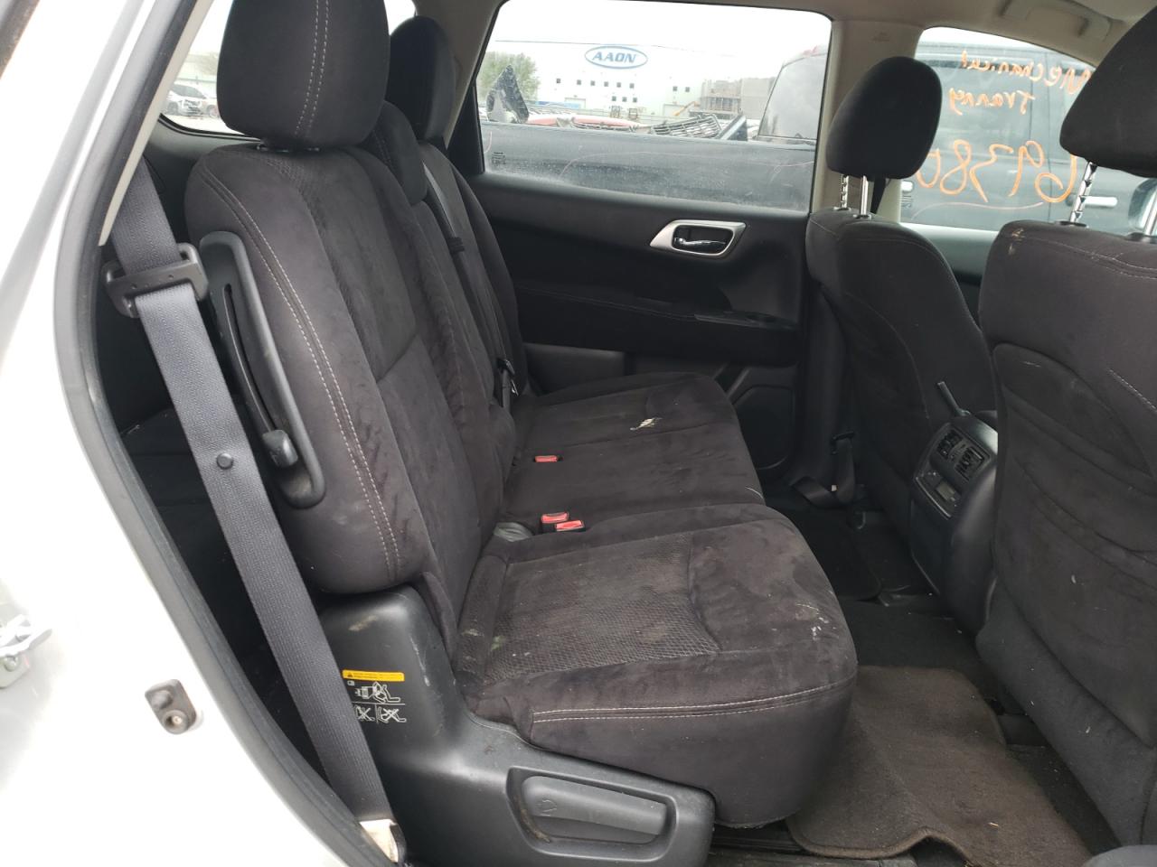 Photo 6 from auction – 2013 NISSAN PATHFINDER with VIN 5N1AR2MN3DC688927