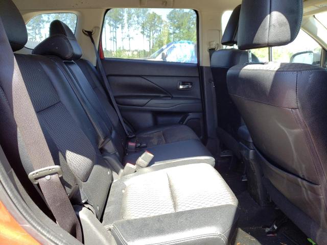 Photo 6 from auction – 2015 MITSUBISHI OUTLANDER with VIN JA4AD3A31FZ013194
