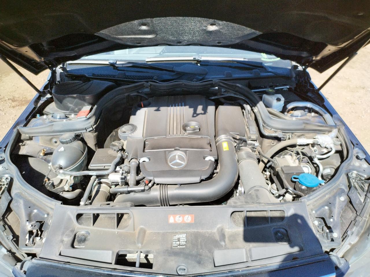 Photo 7 from auction – 2012 MERCEDES-BENZ C 250 with VIN WDDGF4HB2CA630116