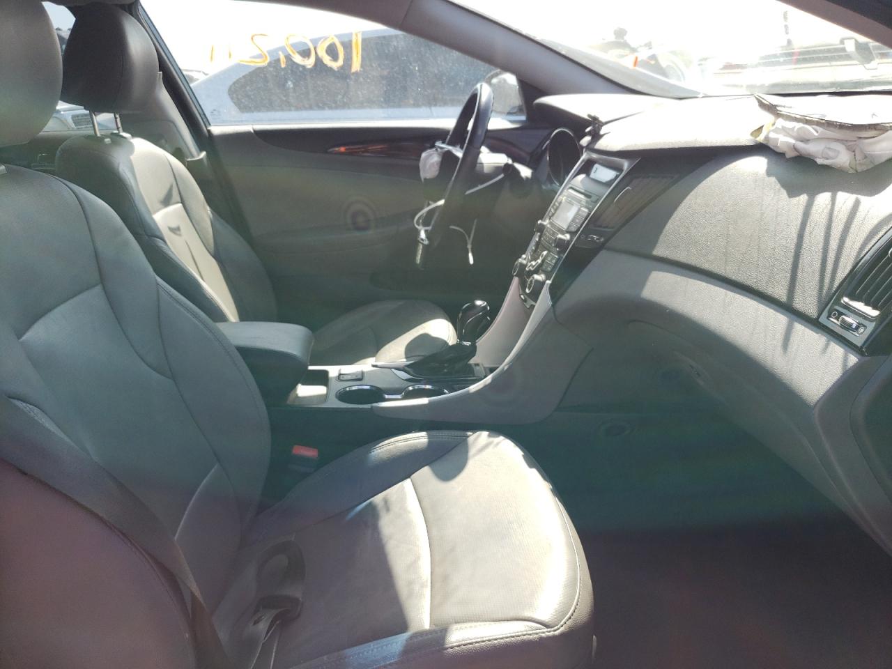 Photo 5 from auction – 2013 HYUNDAI SONATA SE with VIN 5NPEC4ACXDH641727