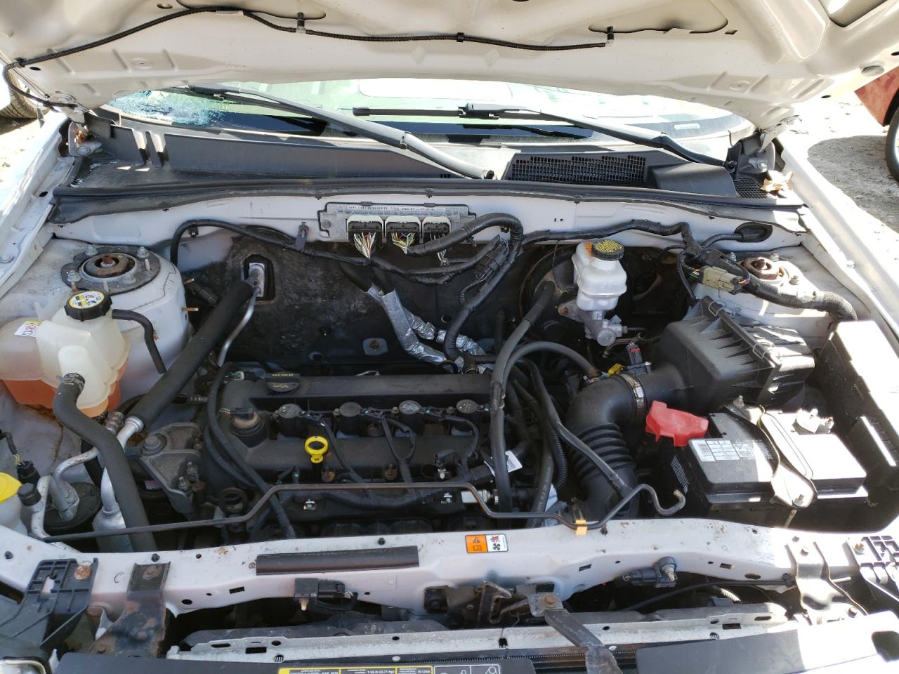 Photo 7 from auction – 2009 FORD ESCAPE XLS with VIN 1FMCU92749KD10097