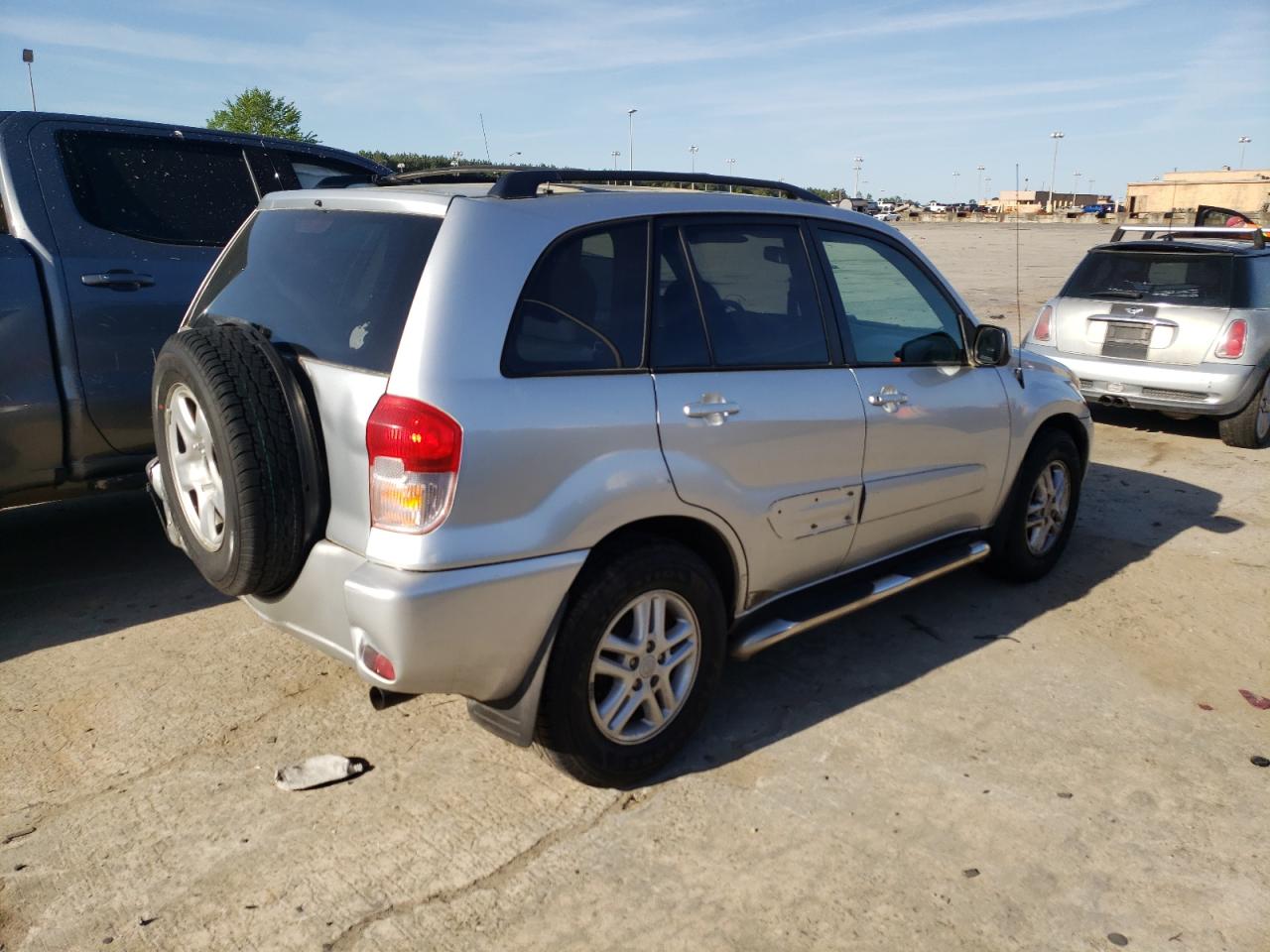 Фото 4 с аукциона – 2002 TOYOTA RAV4 с VIN JTEGH20V820077874