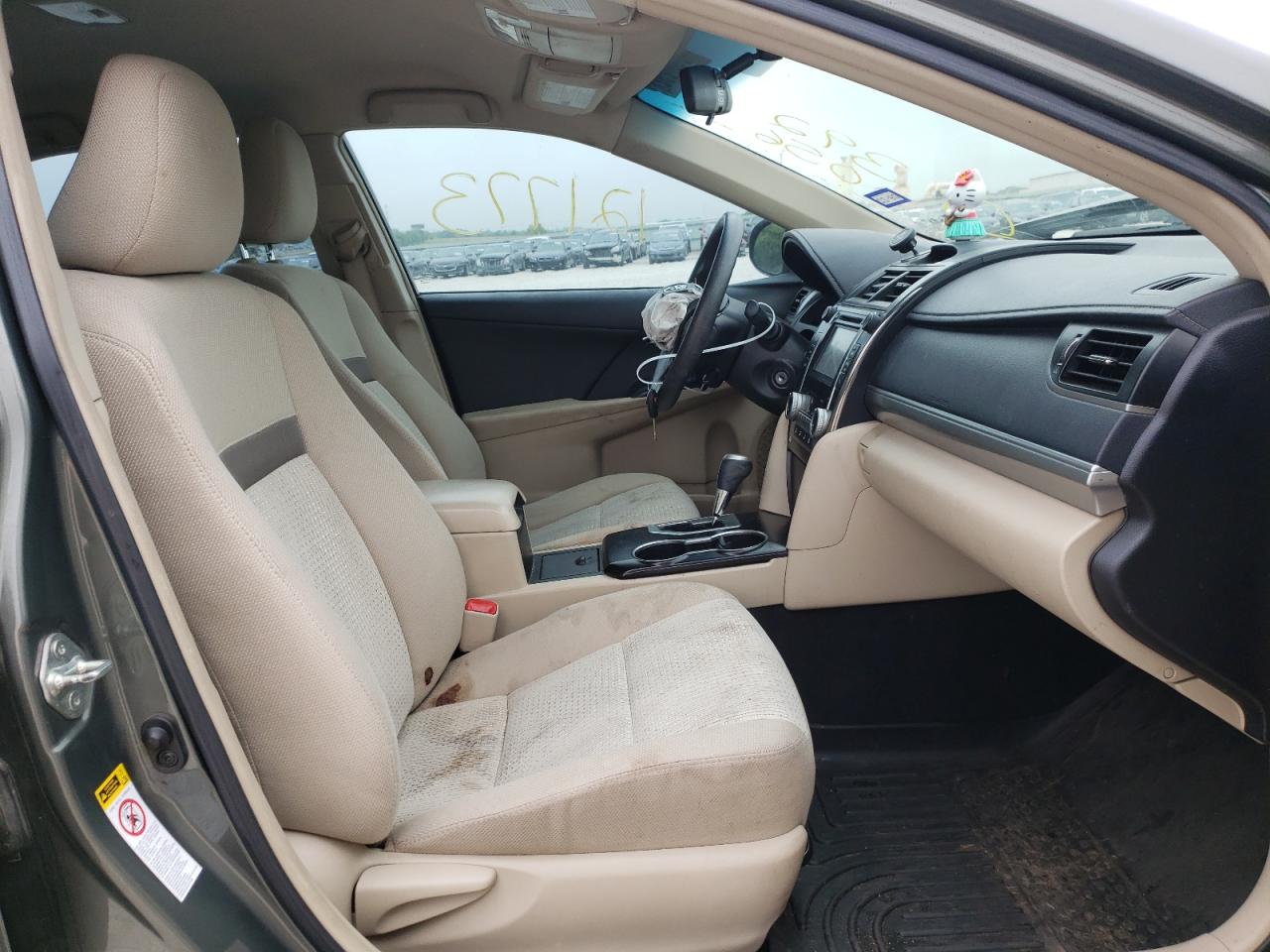 Photo 5 from auction – 2014 TOYOTA CAMRY L with VIN 4T4BF1FK1ER392056