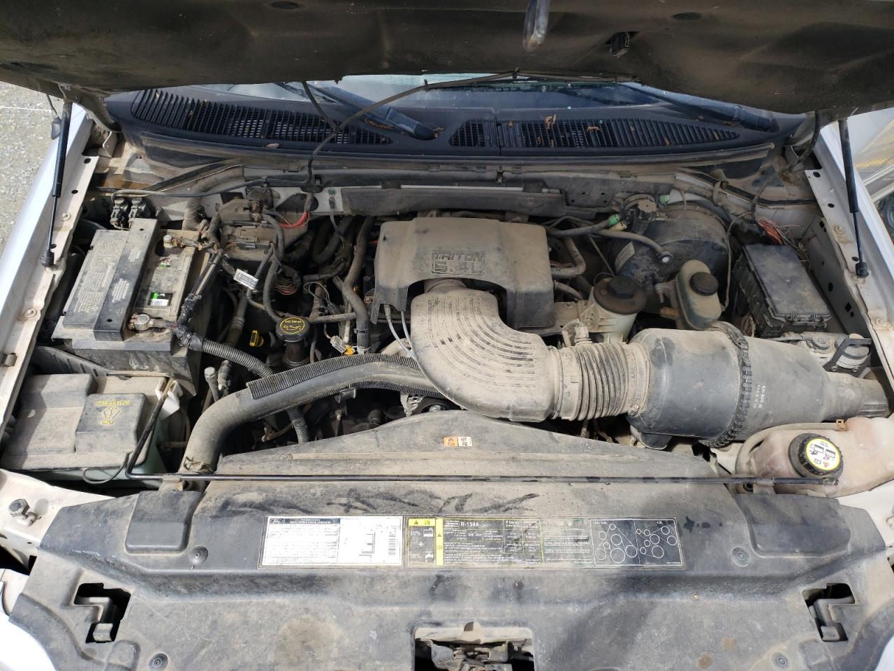 Photo 7 from auction – 2002 FORD F150 SUPER with VIN 1FTRW08L22KB34004
