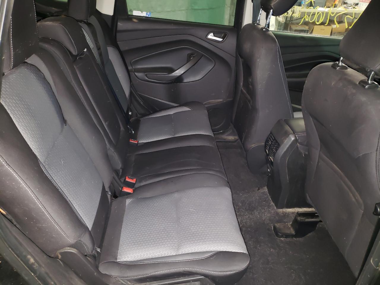 Photo 6 from auction – 2018 FORD ESCAPE SE with VIN 1FMCU9GD6JUC11367