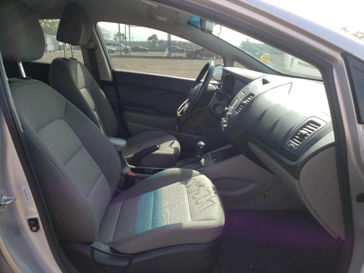 Photo 5 from auction – 2014 KIA FORTE EX with VIN KNAFX4A89E5053322