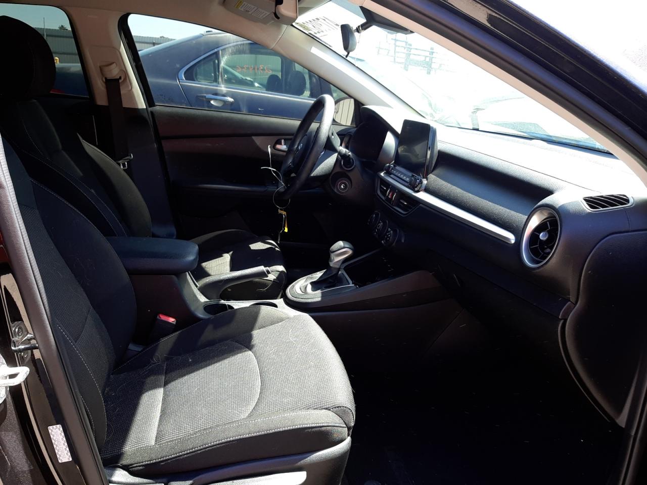 Photo 5 from auction – 2020 KIA FORTE FE with VIN 3KPF24AD6LE244258