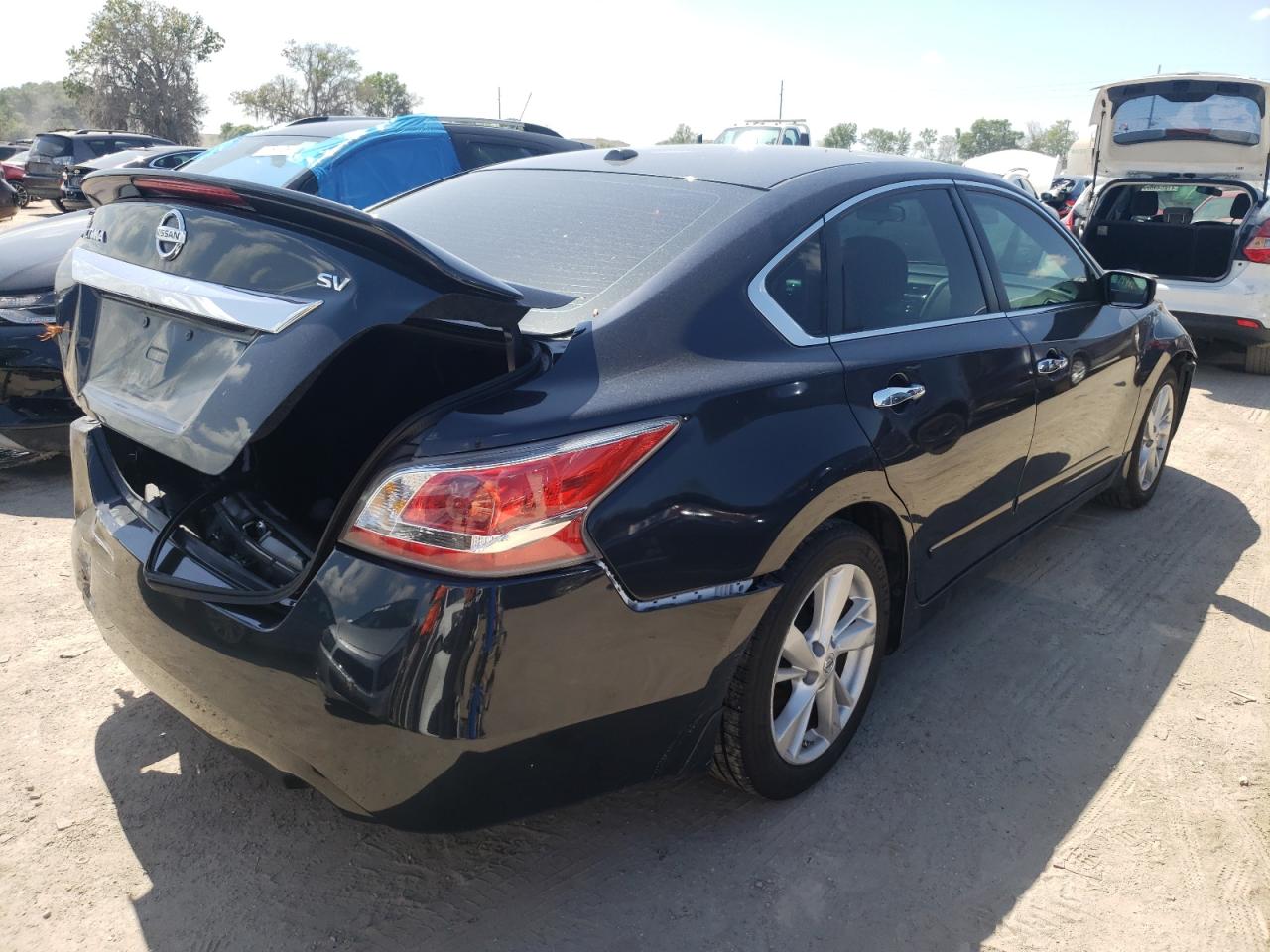 Photo 4 from auction – 2015 NISSAN ALTIMA 2.5 with VIN 1N4AL3AP4FC586630