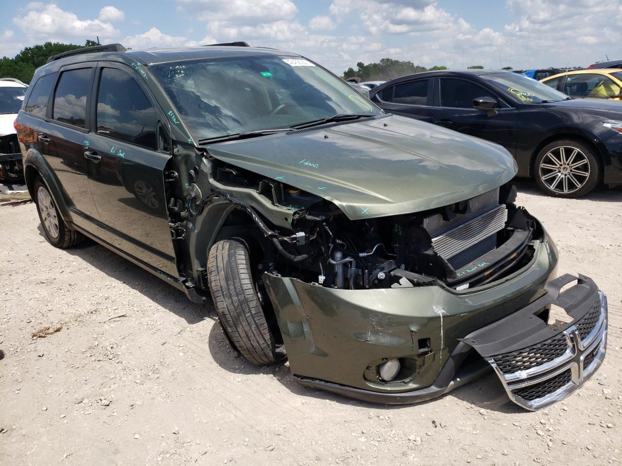 DODGE JOURNEY SE 2019 with VIN 3C4PDCBB9KT694258 - Photo from auction