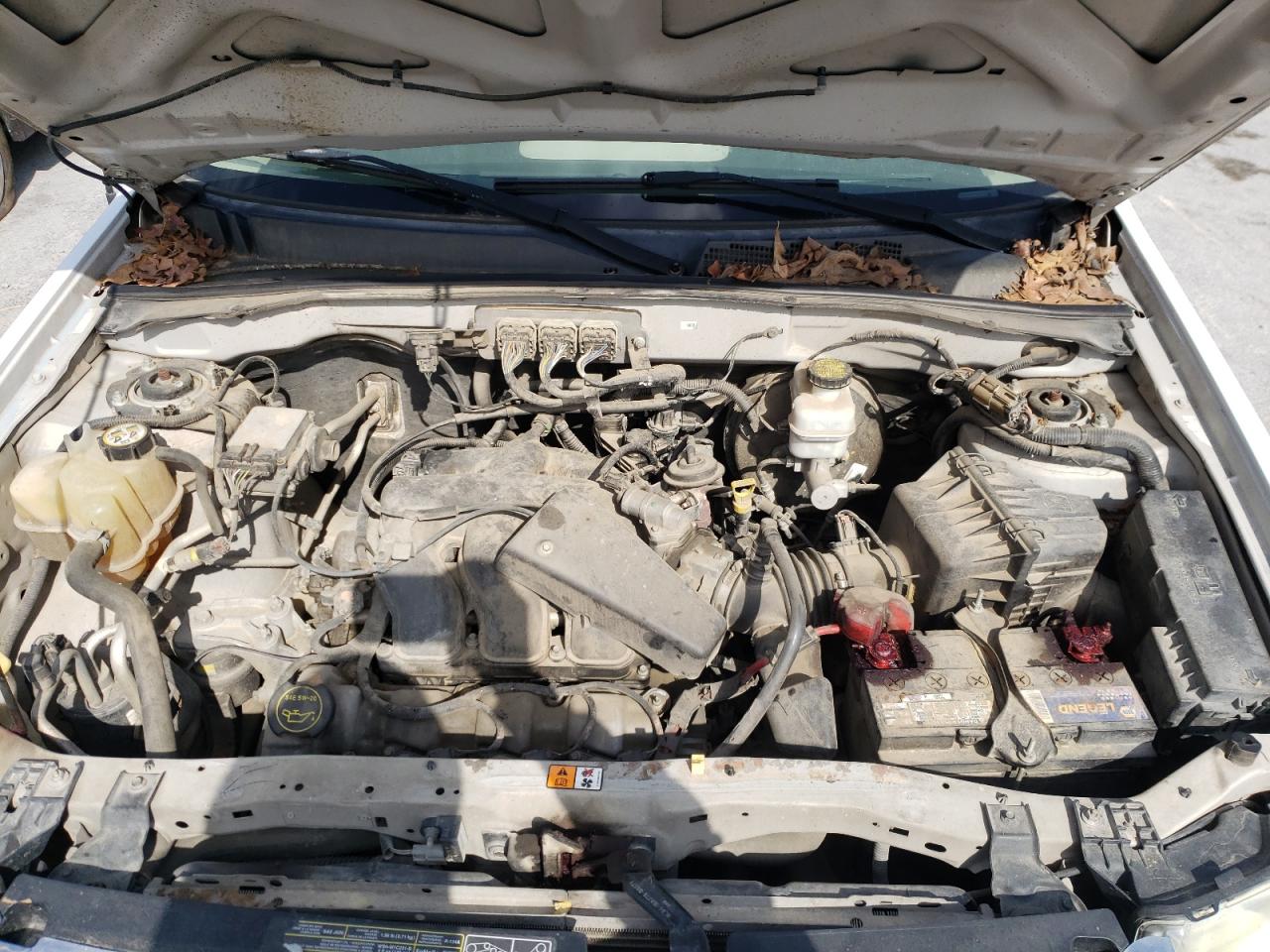 Photo 7 from auction – 2008 FORD ESCAPE XLT with VIN 1FMCU93128KC98041