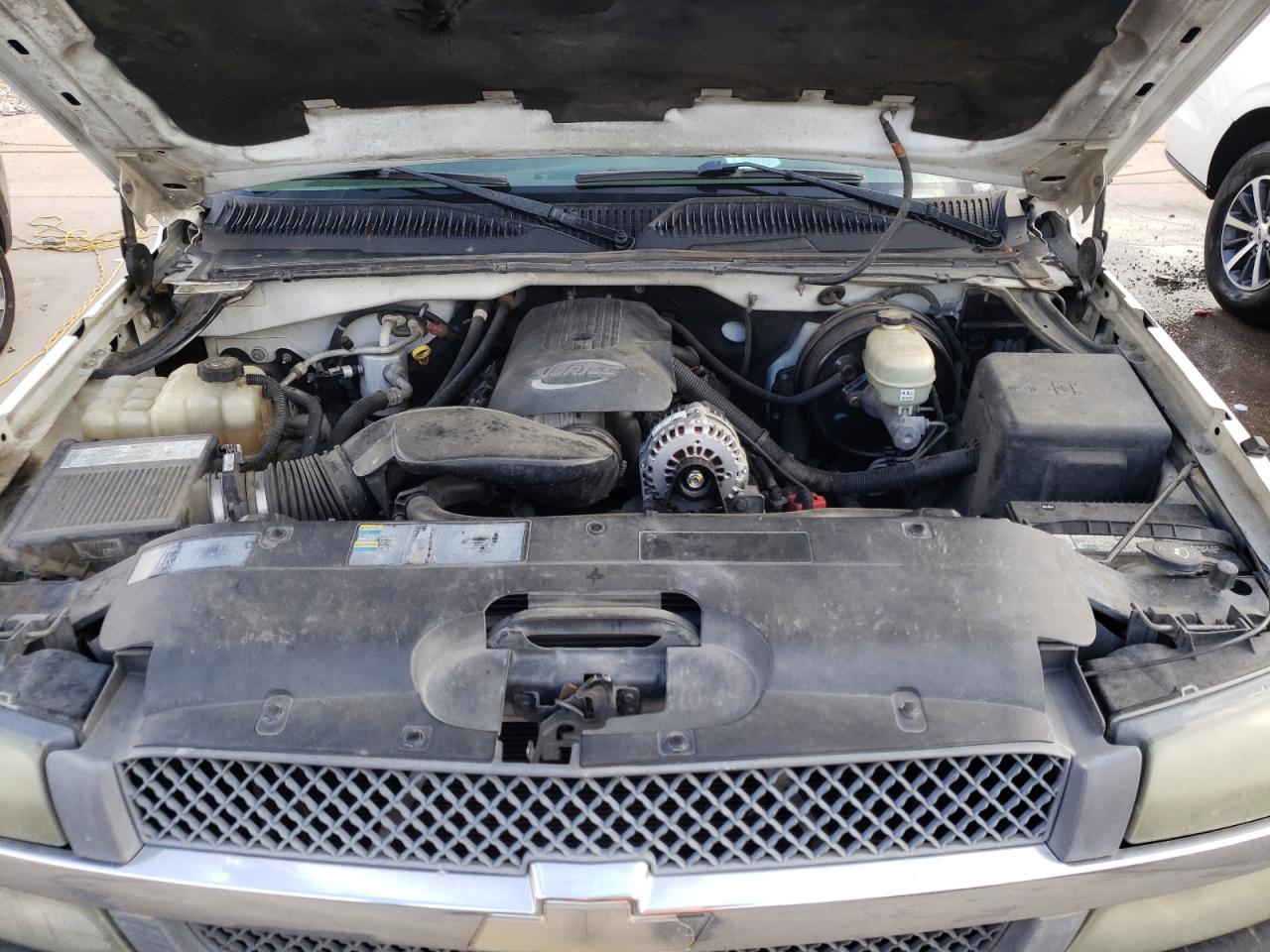 Photo 7 from auction – 2005 CHEVROLET SILVERADO with VIN 1GCEC14V55Z280378