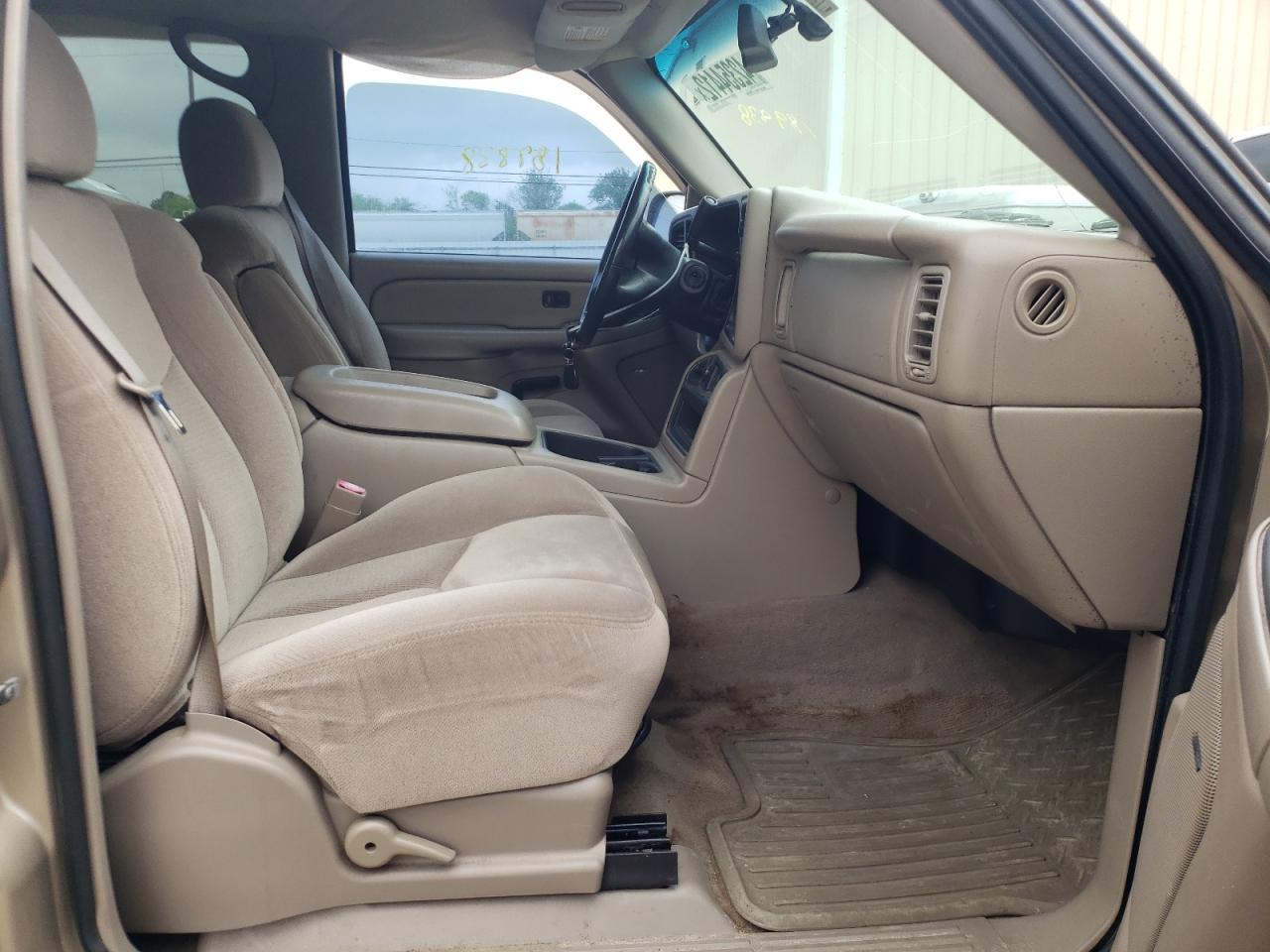 Photo 5 from auction – 2004 GMC NEW SIERRA with VIN 2GTEC13T641312262