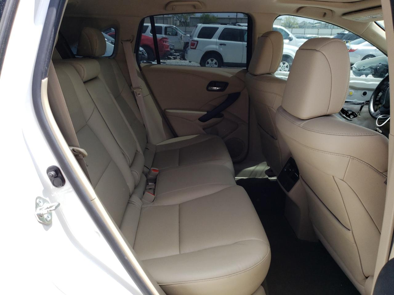 Photo 6 from auction – 2017 ACURA RDX with VIN 5J8TB3H33HL011920