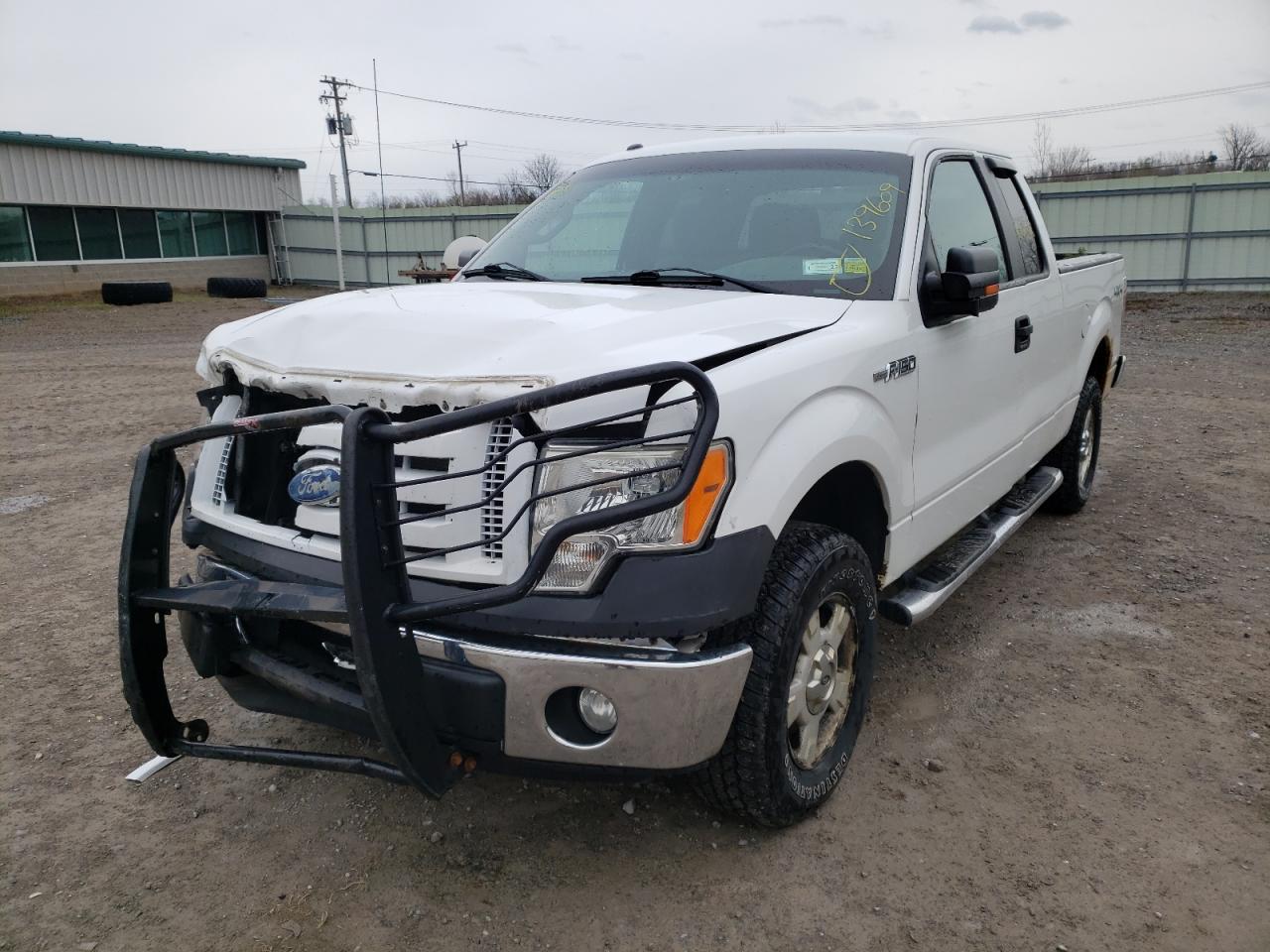 Photo 2 from auction – 2013 FORD F150 SUPER with VIN 1FTFX1EF0DKG53334