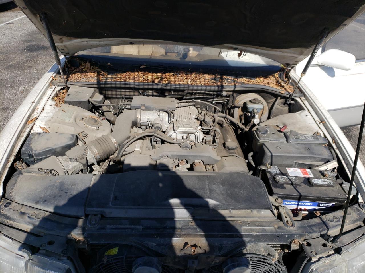 Photo 7 from auction – 1992 LEXUS LS 400 with VIN JT8UF11EXN0142331