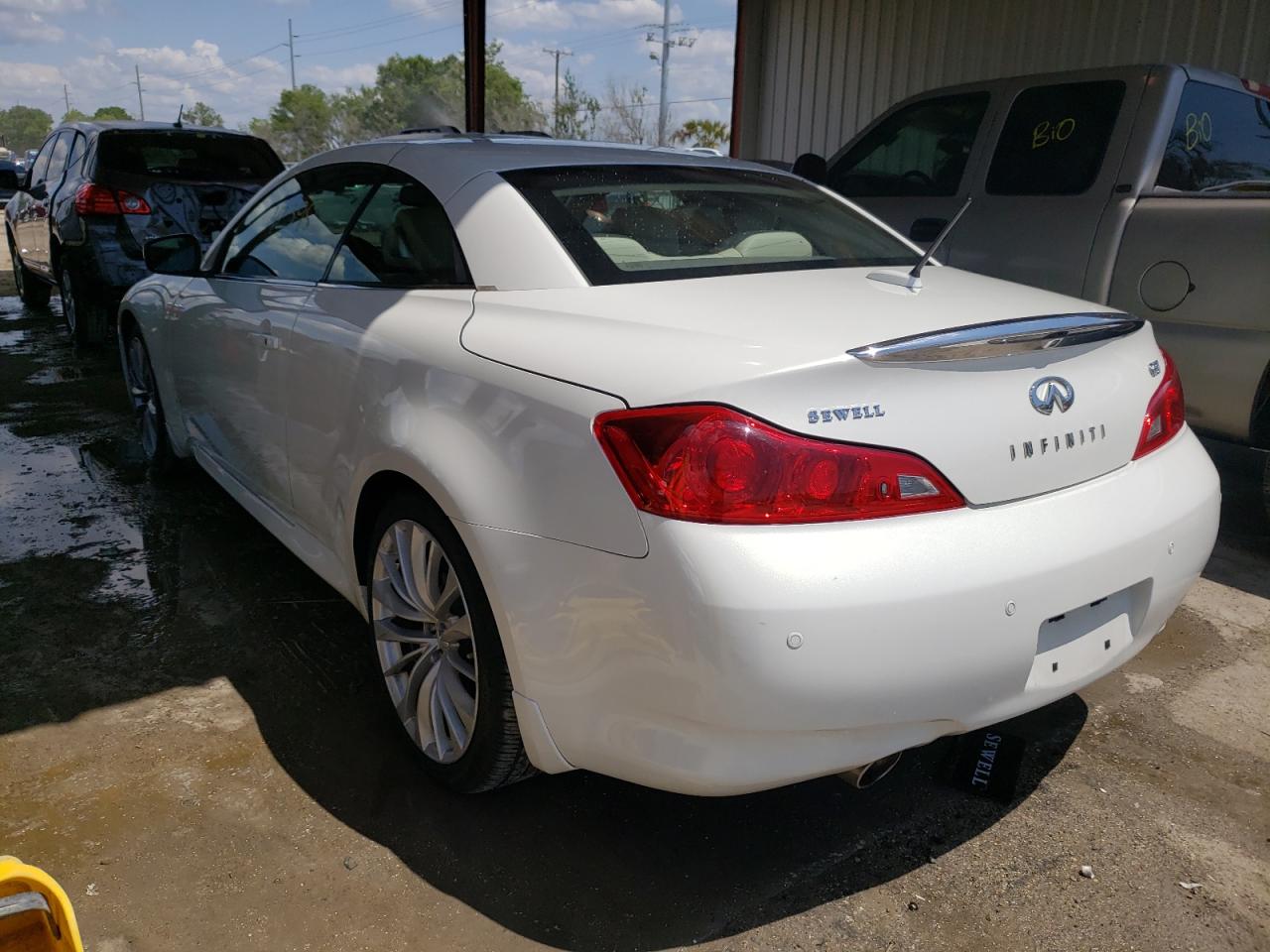 Photo 3 from auction – 2012 INFINITI G37 BASE with VIN JN1CV6FE0CM201725