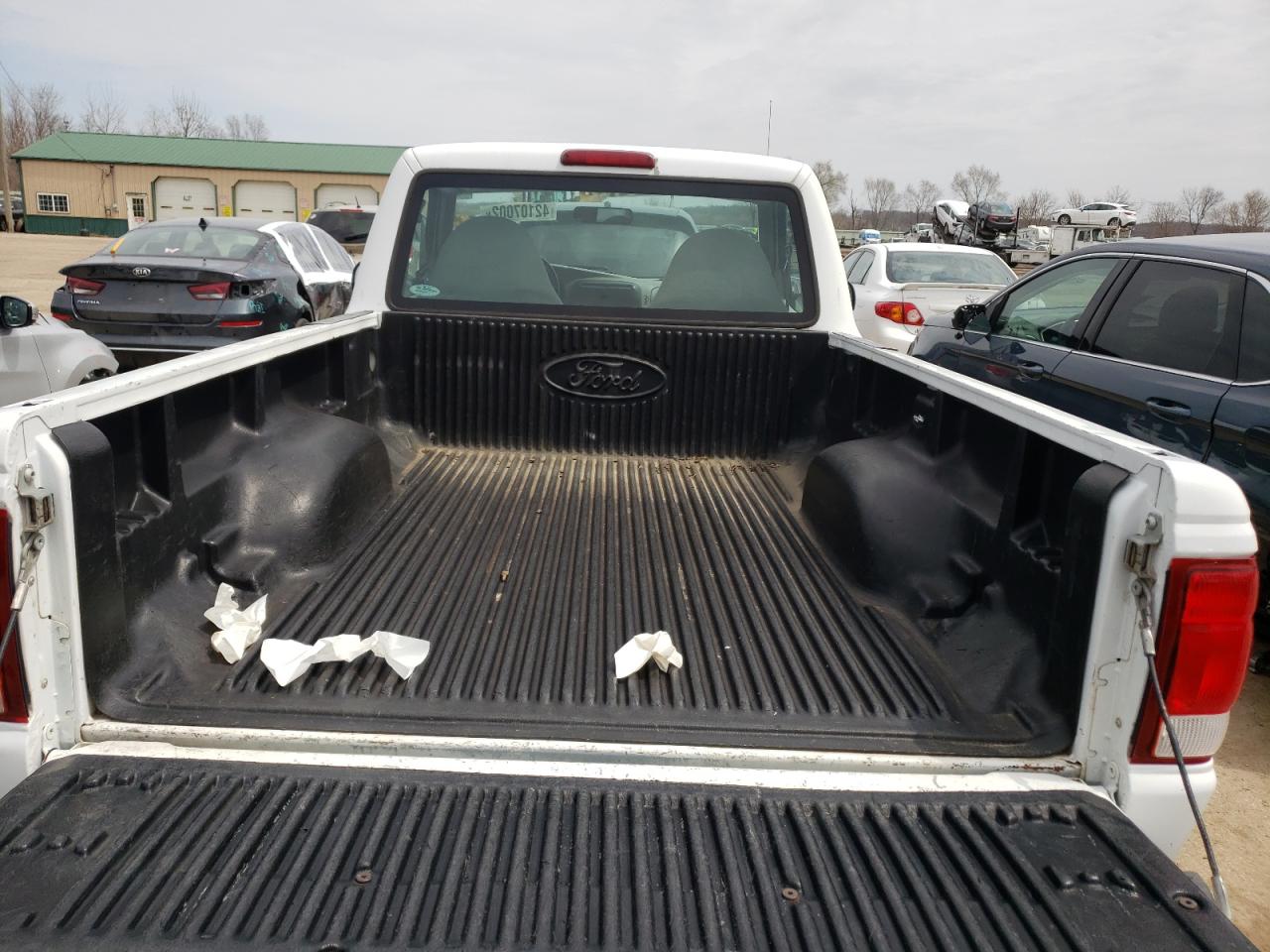 Photo 6 from auction – 2000 FORD RANGER with VIN 1FTYR10V4YPB16251
