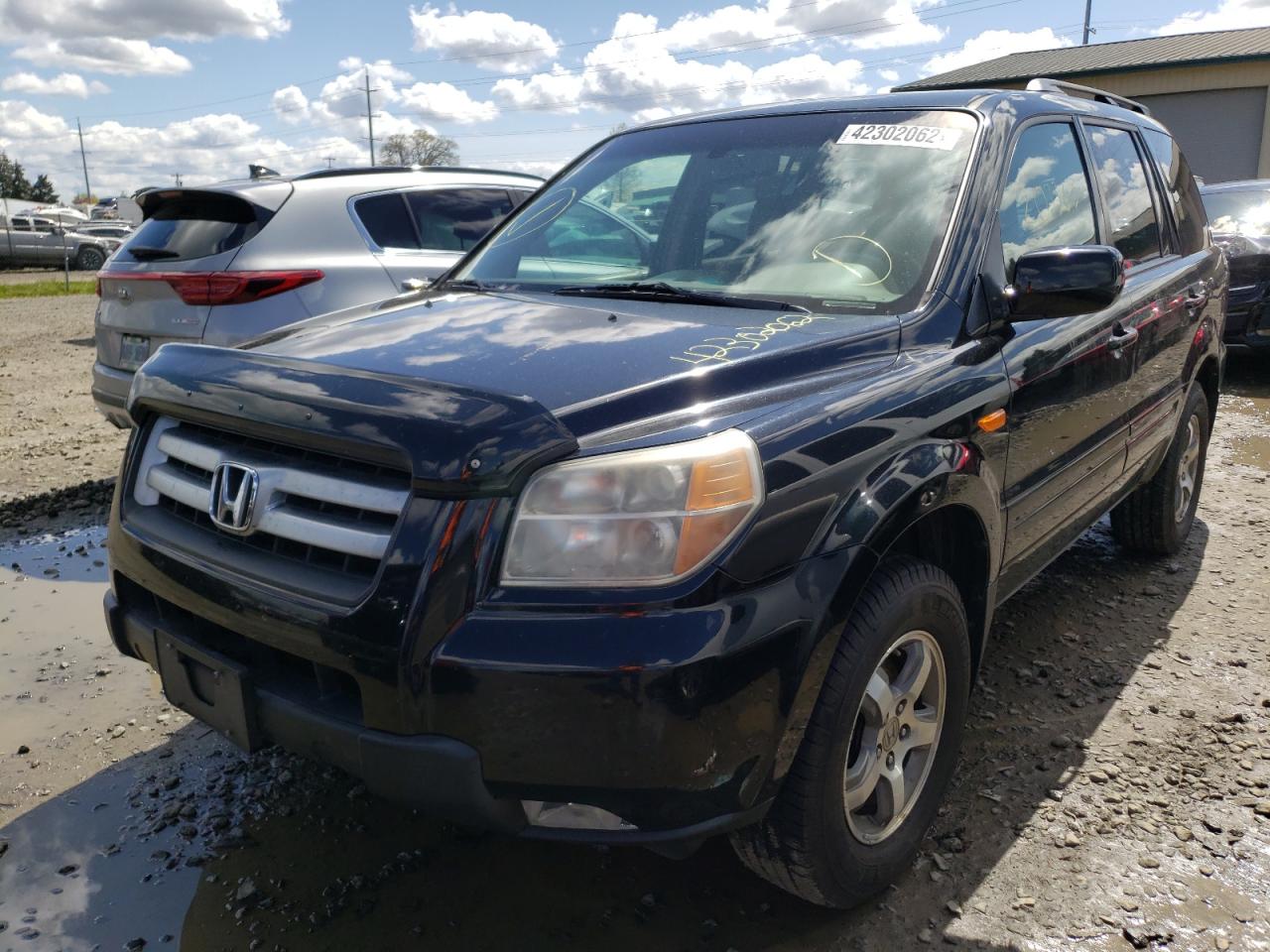 Photo 2 from auction – 2008 HONDA PILOT EXL with VIN 5FNYF18518B004501