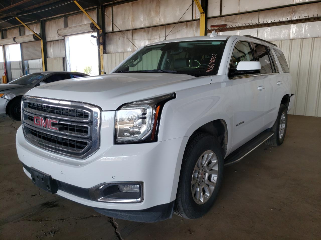 Photo 2 from auction – 2020 GMC YUKON SLT with VIN 1GKS2BKC8LR183559