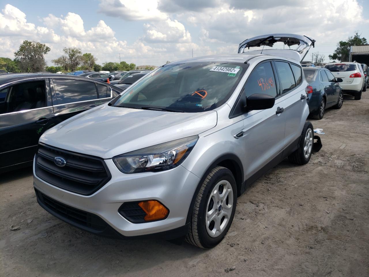 Photo 2 from auction – 2018 FORD ESCAPE S with VIN 1FMCU0F78JUB55441