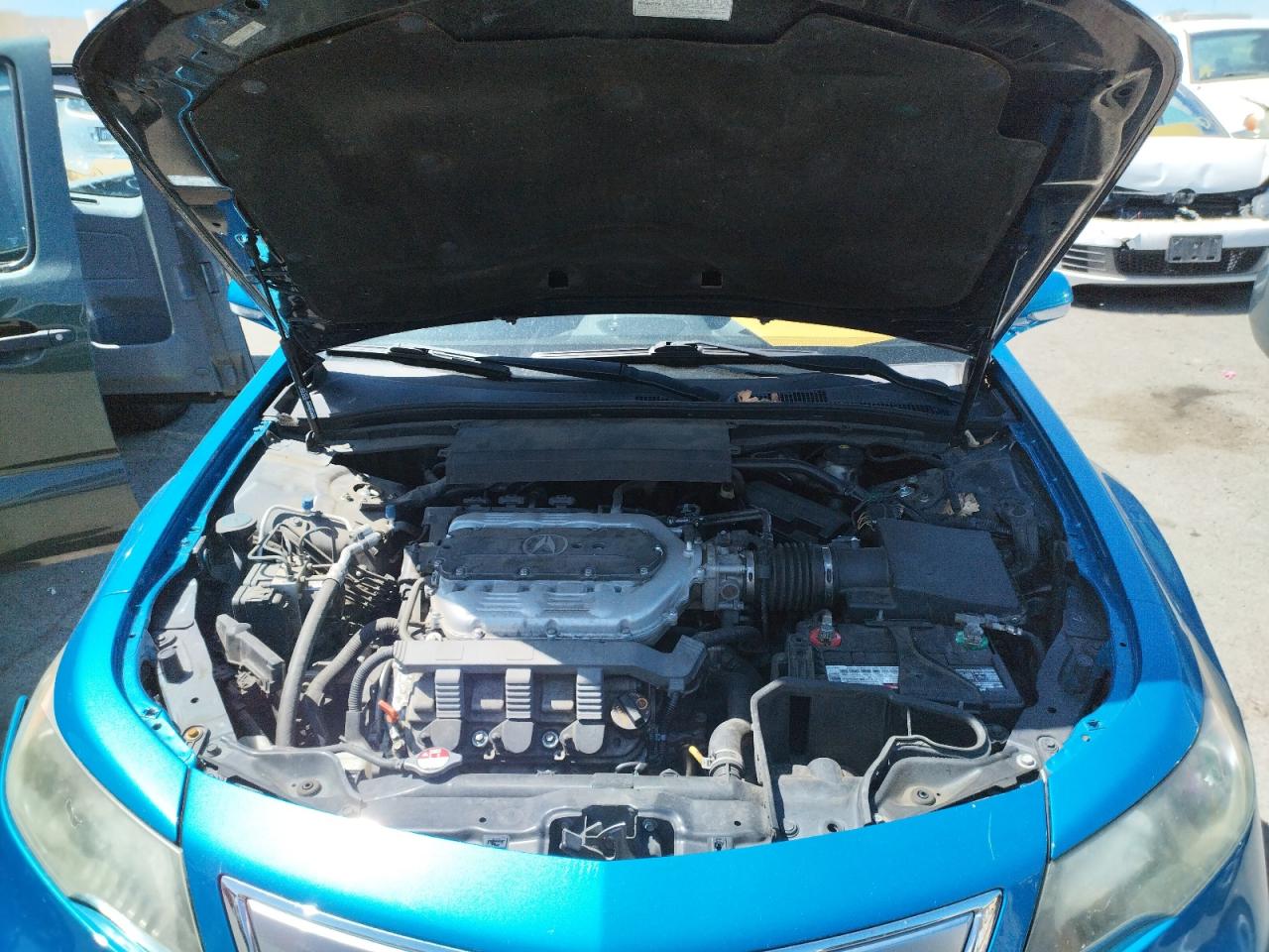 Photo 7 from auction – 2012 ACURA TL with VIN 19UUA8F50CA010186