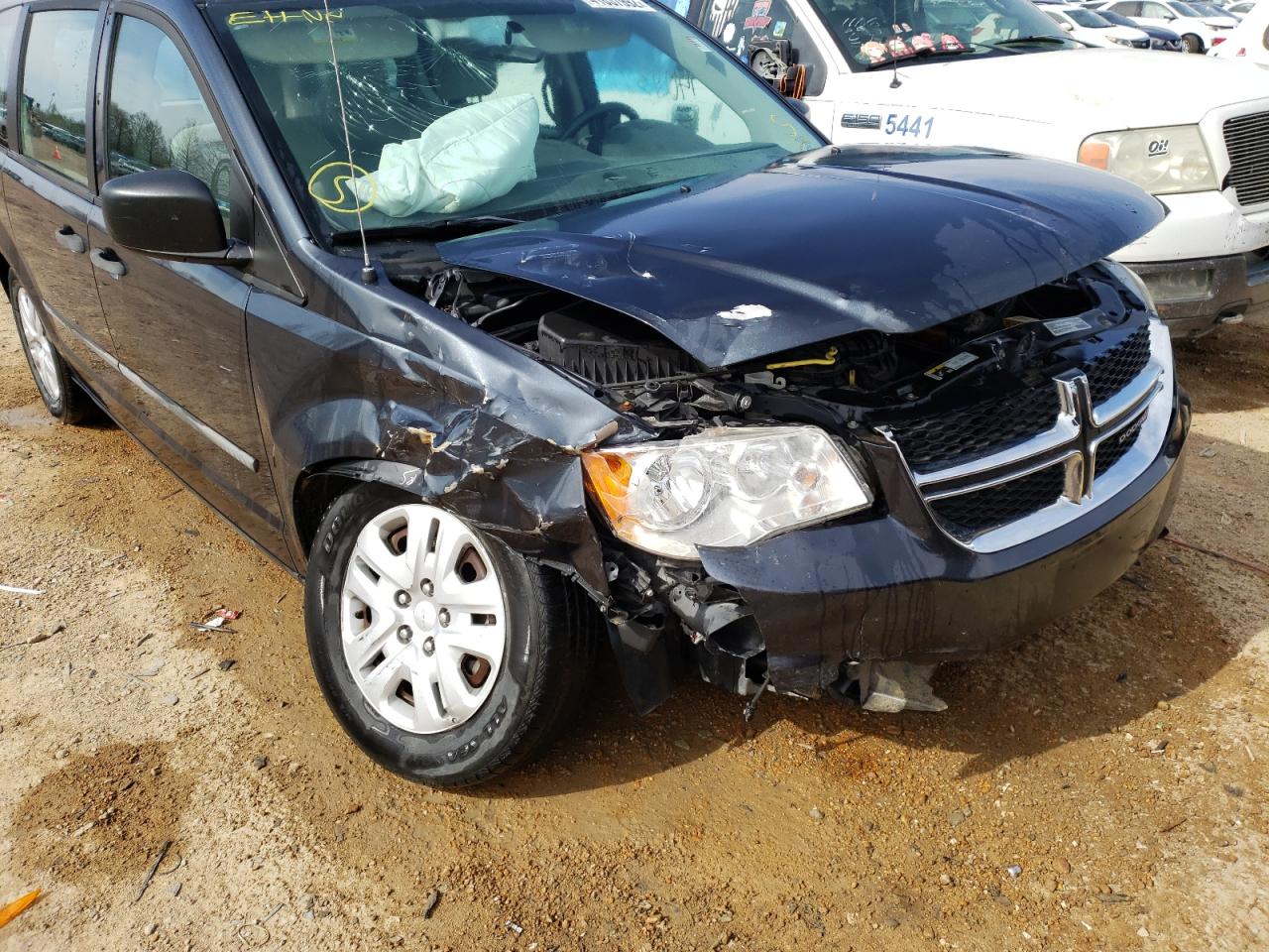 Photo 9 from auction – 2014 DODGE GRAND CARA with VIN 2C4RDGBG7ER226256