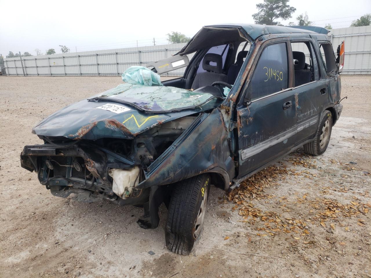 Photo 2 from auction – 1998 HONDA CR-V LX with VIN JHLRD2847WC014082