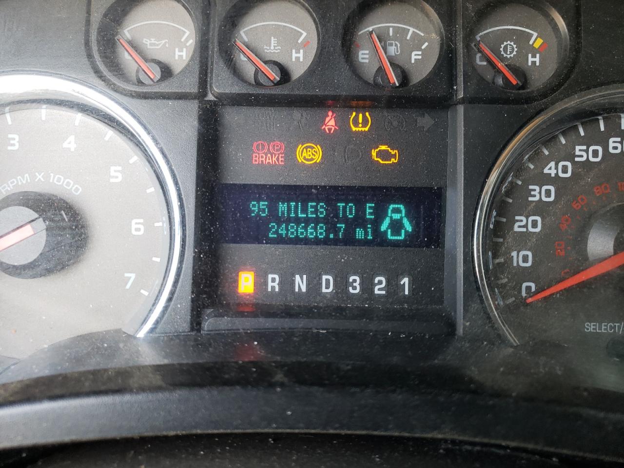Photo 8 from auction – 2010 FORD F150 SUPER with VIN 1FTFW1EV4AFD42892