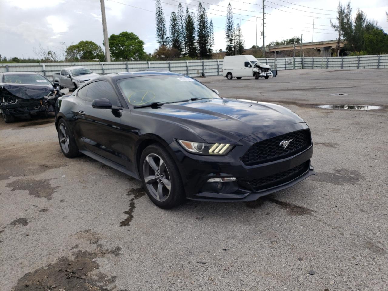 FORD MUSTANG 2015 with VIN 1FA6P8TH5F5419968 - Photo from auction