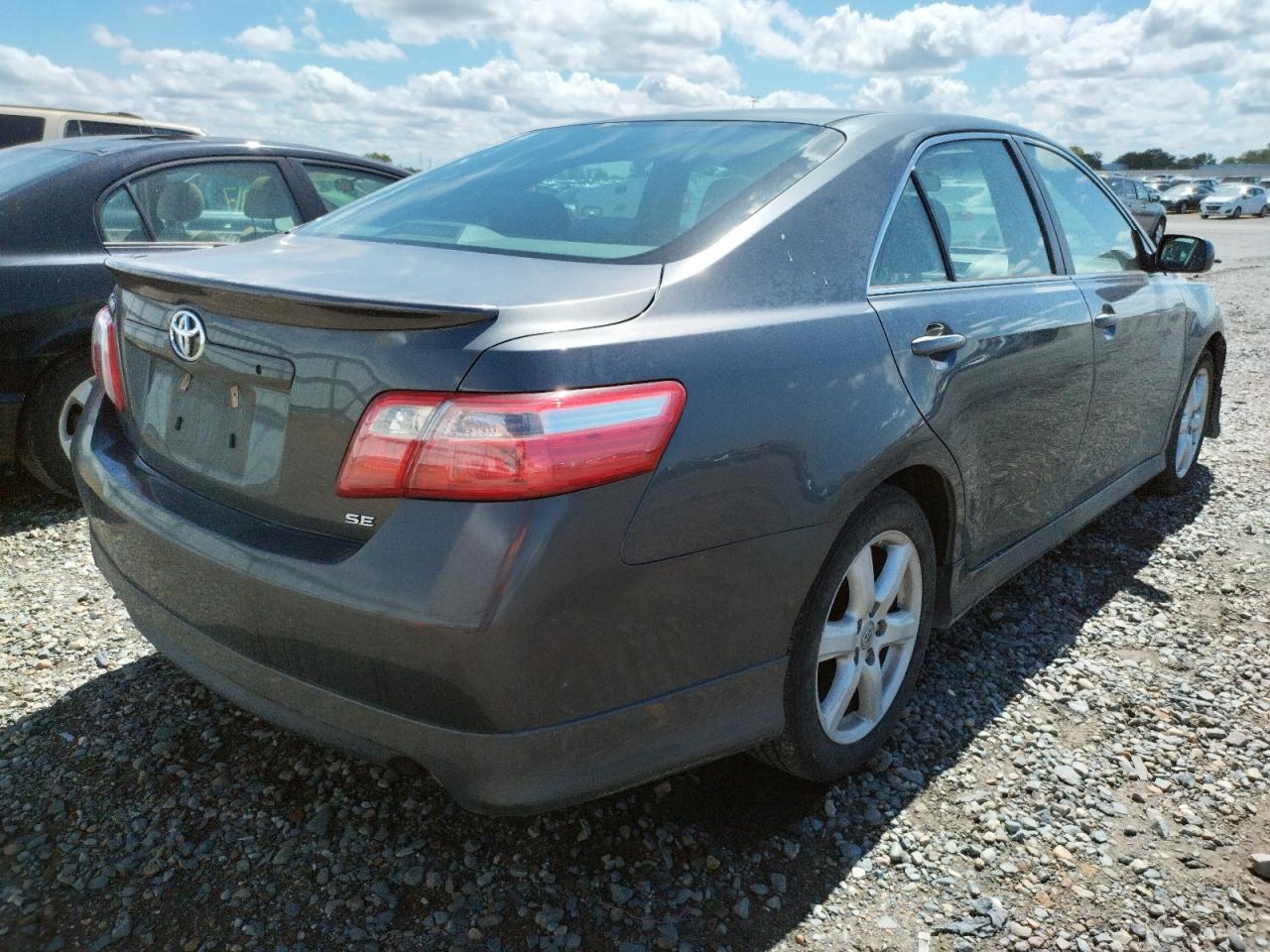 Photo 4 from auction – 2007 TOYOTA CAMRY LE with VIN 4T1BK46K27U044650