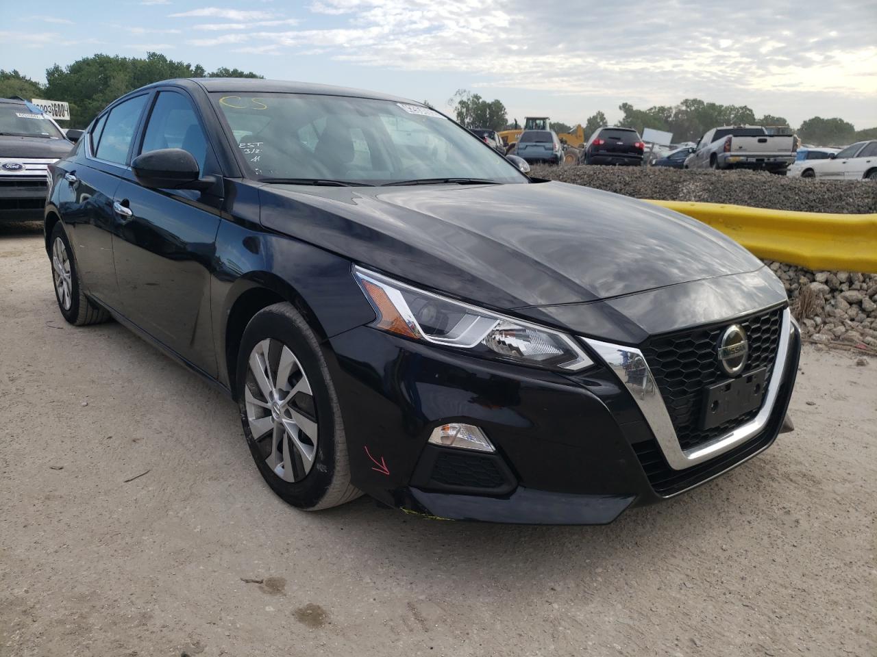NISSAN ALTIMA S 2020 with VIN 1N4BL4BV2LC239901 - Photo from auction