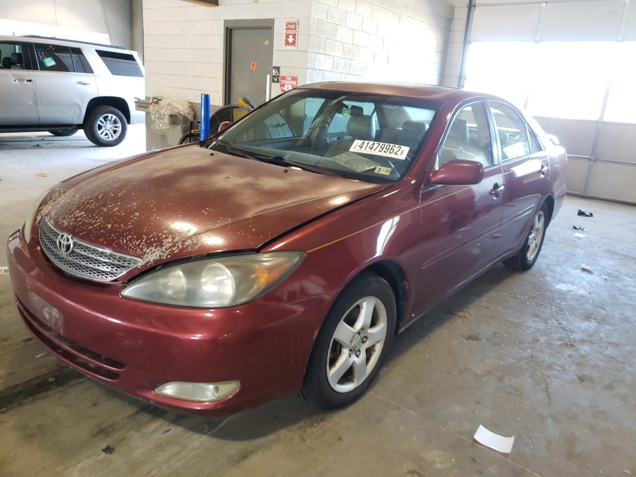 Photo 9 from auction – 2002 TOYOTA CAMRY LE with VIN 4T1BF30K52U004353