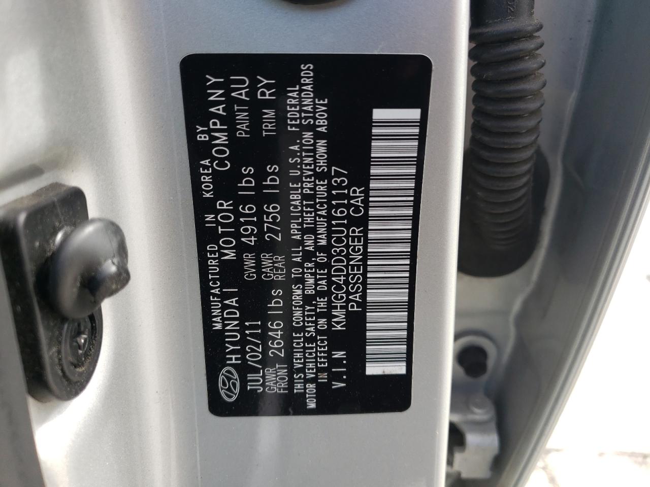 Photo 10 from auction – 2012 HYUNDAI GENESIS 3. with VIN KMHGC4DD3CU161137