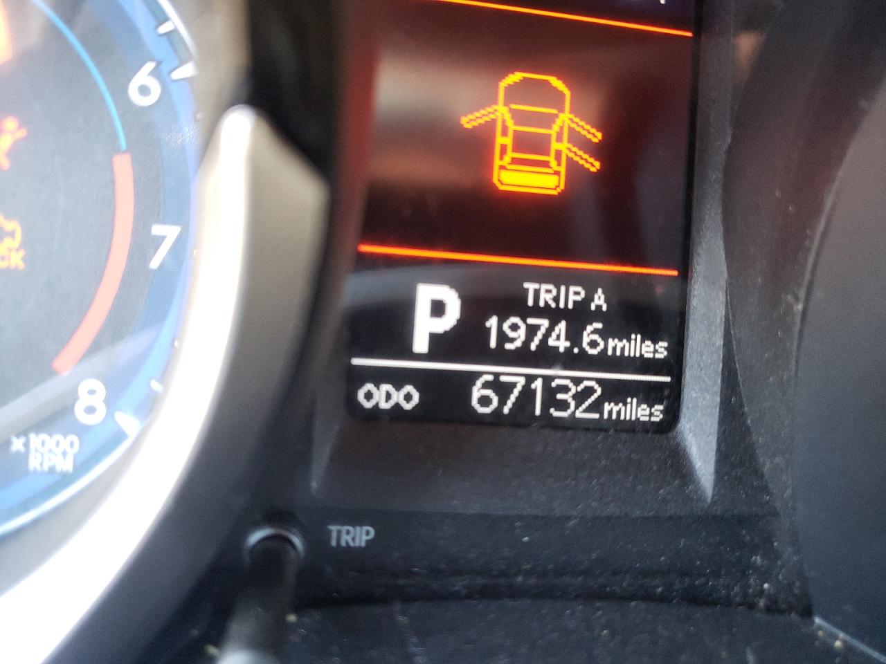 صورة رقم 8 من المزاد - 2016 TOYOTA COROLLA L مع VIN 2T1BURHEXGC585462