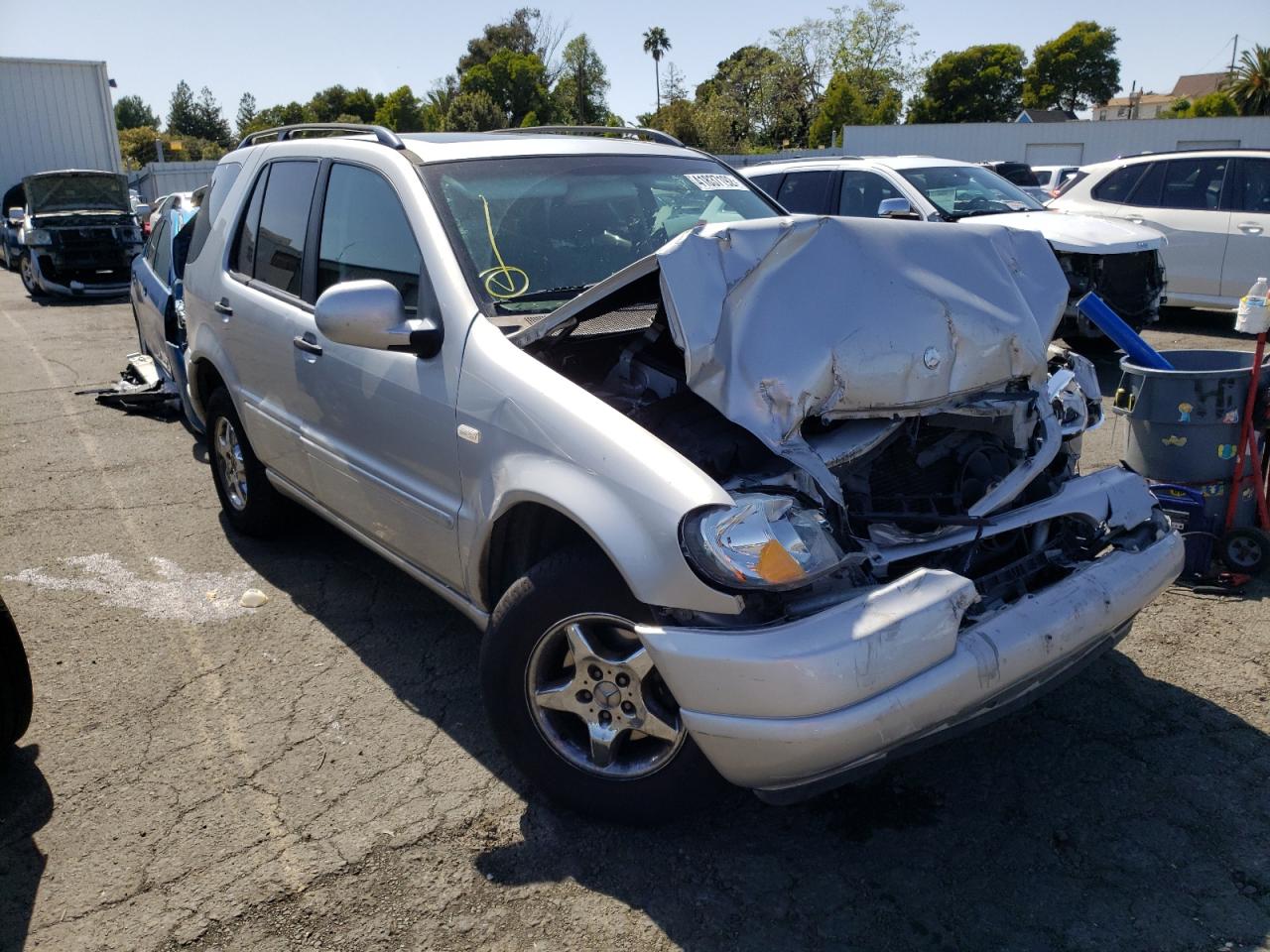 MERCEDES-BENZ ML 320 2000 with VIN 4JGAB54E9YA162986 - Photo from auction