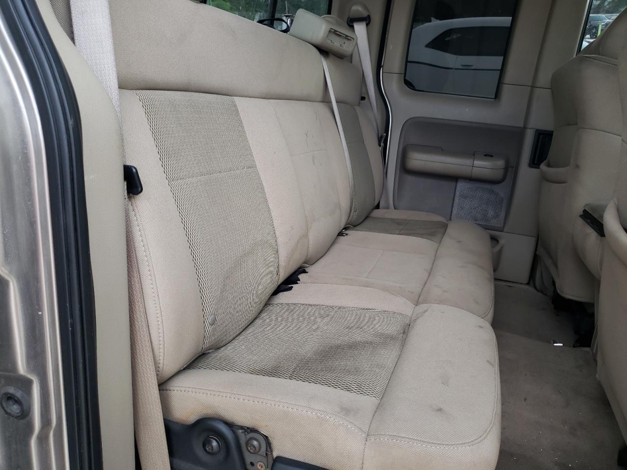 Photo 6 from auction – 2006 FORD F150 with VIN 1FTPX14V86FB76029