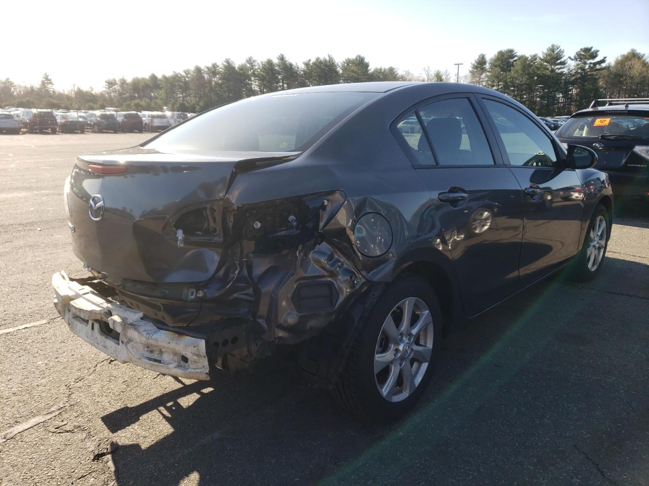 Photo 4 from auction – 2011 MAZDA 3 I with VIN JM1BL1VG5B1442829