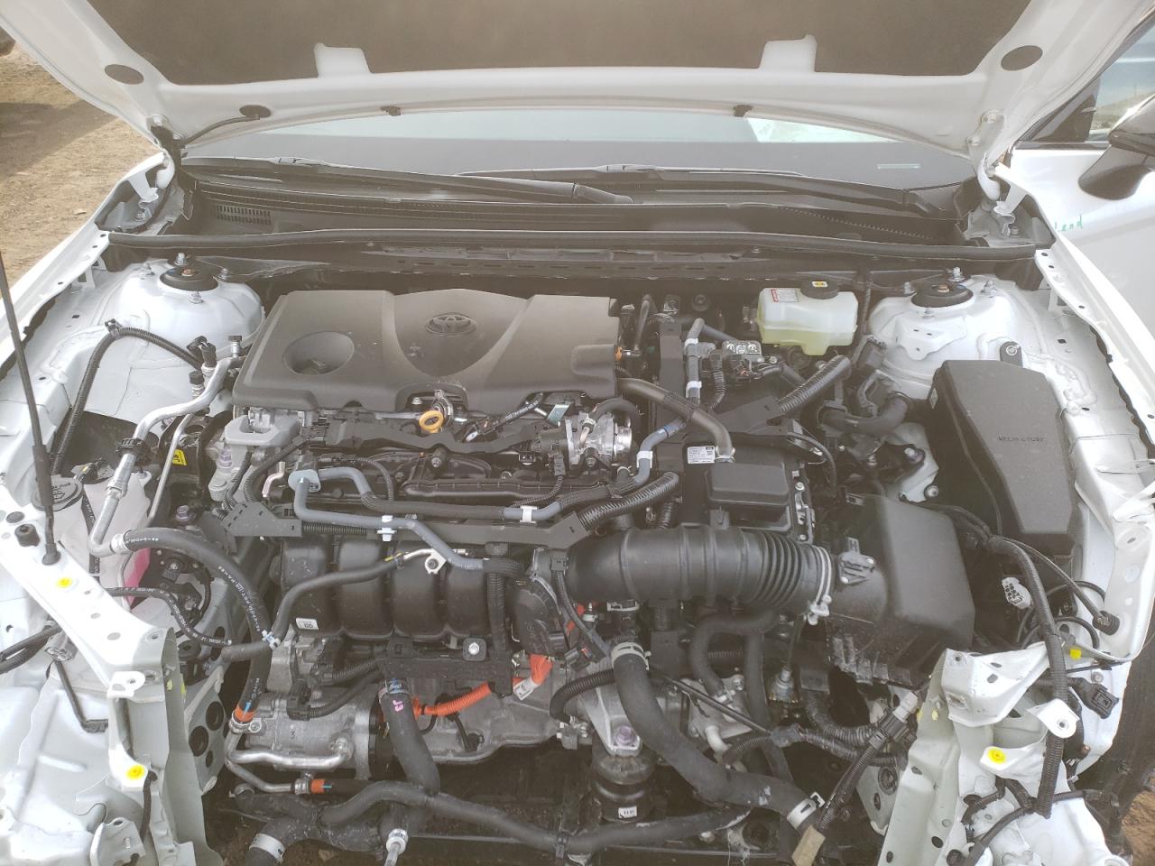 Photo 7 from auction – 2022 TOYOTA CAMRY with VIN 4T1K31AK2NU036614