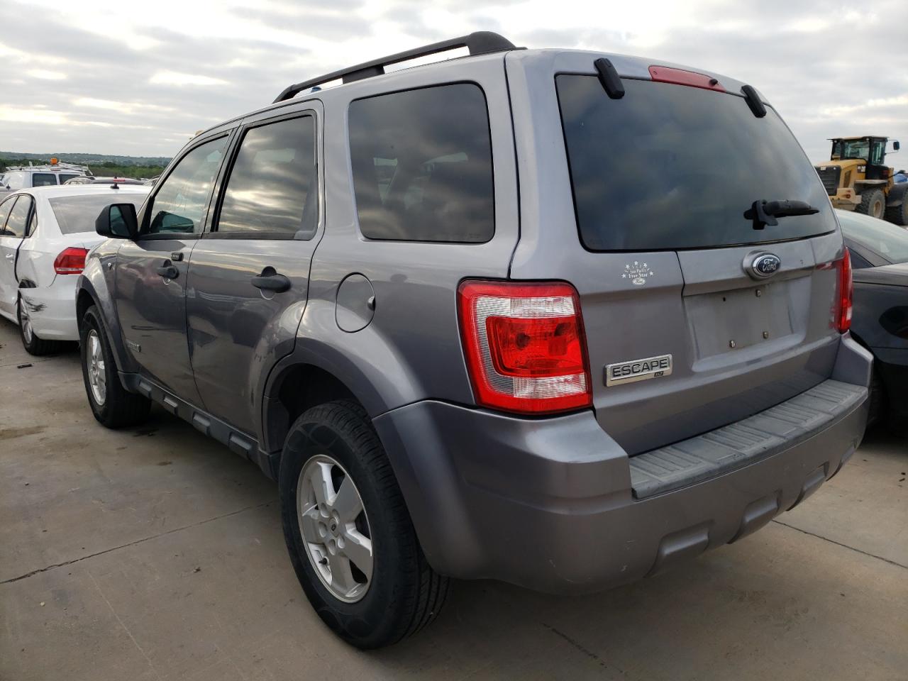 Photo 3 from auction – 2008 FORD ESCAPE XLT with VIN 1FMCU03168KB08284