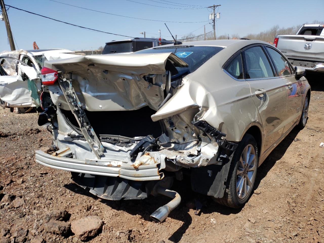 Photo 4 from auction – 2017 FORD FUSION SE with VIN 3FA6P0LU6HR385361