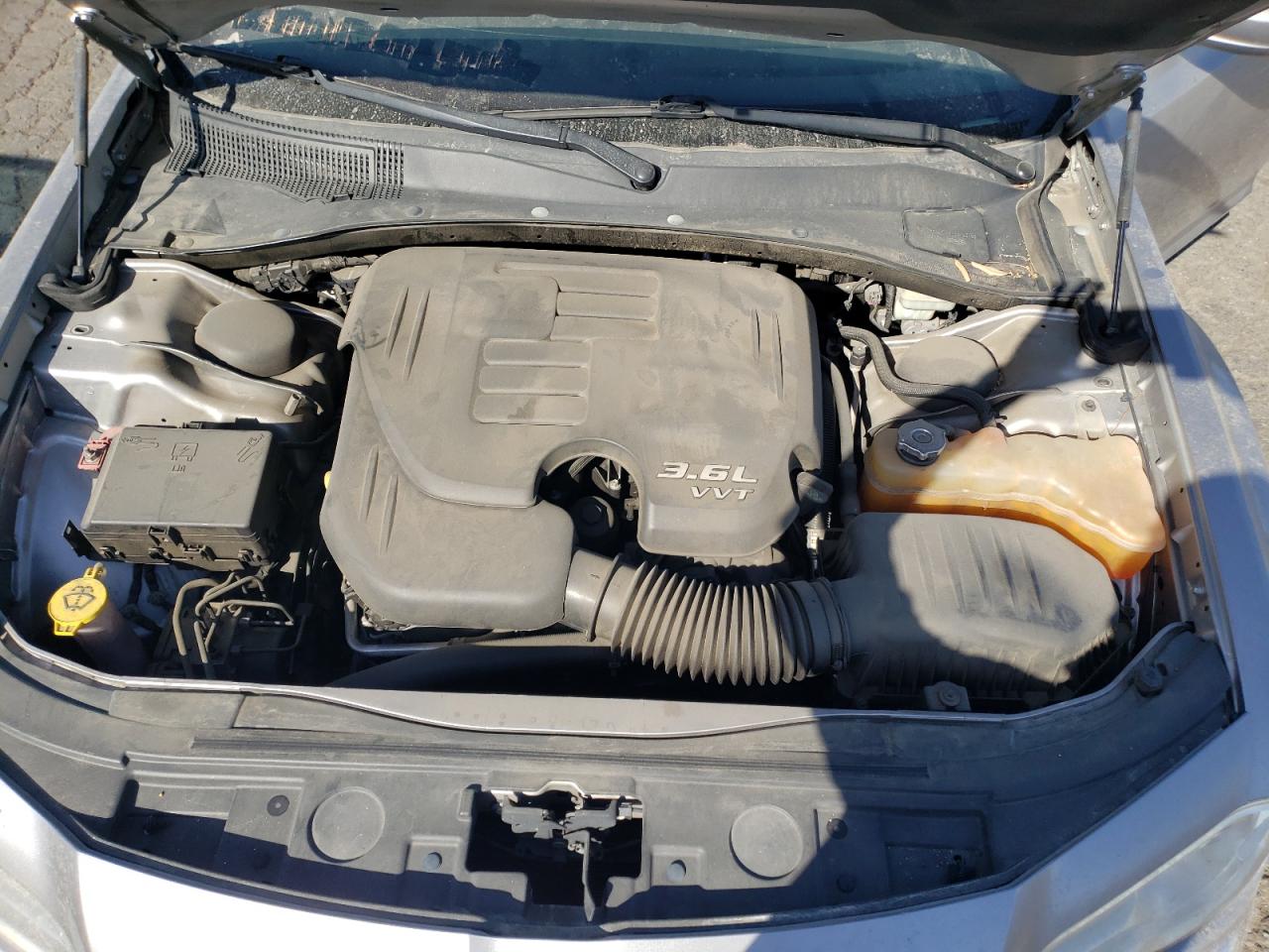 Photo 7 from auction – 2013 CHRYSLER 300 with VIN 2C3CCAAG2DH662268
