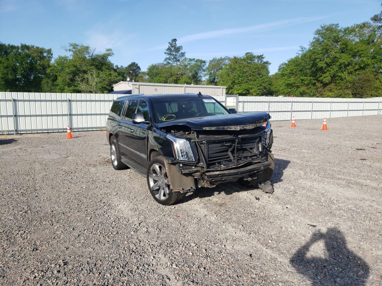 CADILLAC ESCALADE 2017 with VIN 1GYS3HKJ3HR120087 - Photo from auction